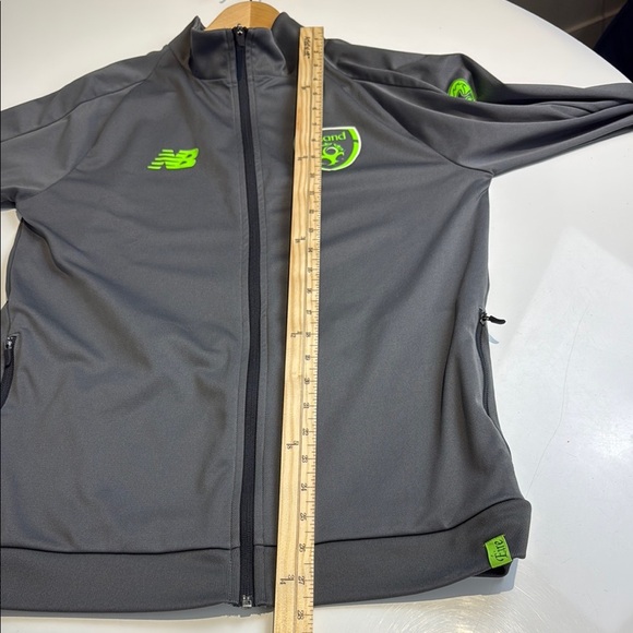 New Balance Ireland football Eire full zip training top New Balance Men's Medium - Picture 6 of 7
